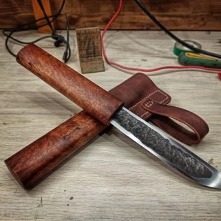 Forged in fire Yakutian Knife with wooden case – Bushcraft Knife – North Knife – Evenks knife – Yakut