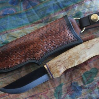 Custom puukko , hunting skinning knife , bushcraft knife , survival , camping , handmade , hf survival school