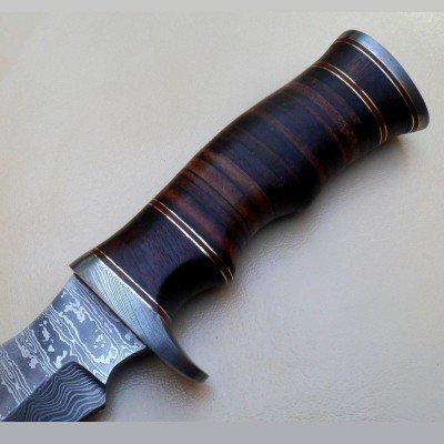 Bowie Hunting Knife With Leather Handle & Damascus Steel Safeguard & Pommel - Image 3