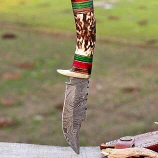 Custom Hand Forged Damascus Steel Hunting Knife w/Stag Handle