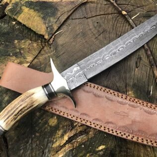 Handmade Damascus Steel Hunting Knife – Beautiful Bowie Knife – Amazing Value