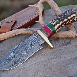 Custom Hand Forged Damascus Steel Hunting Knife w/Stag Handle