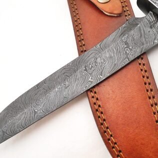 Full Tang Damascus Steel Blade Bowie Hunting knife Rosewood engraved