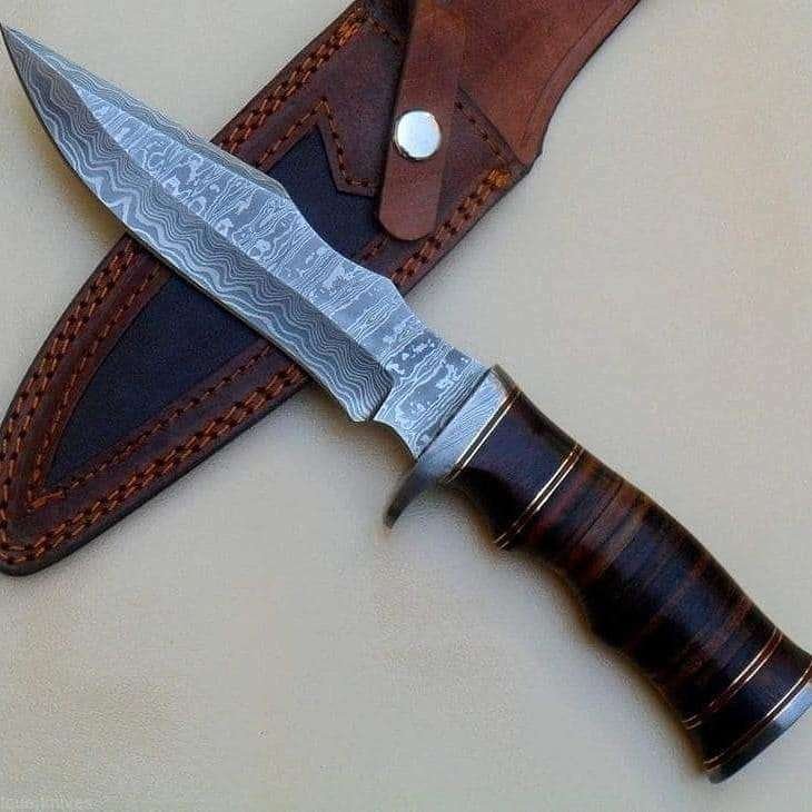 Bowie Hunting Knife With Leather Handle & Damascus Steel Safeguard & Pommel