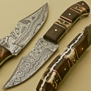 Custom Hand Made Damascus steel Red Deer Horn Handle fixed blade Hunting Knife With Real Leather Sheath