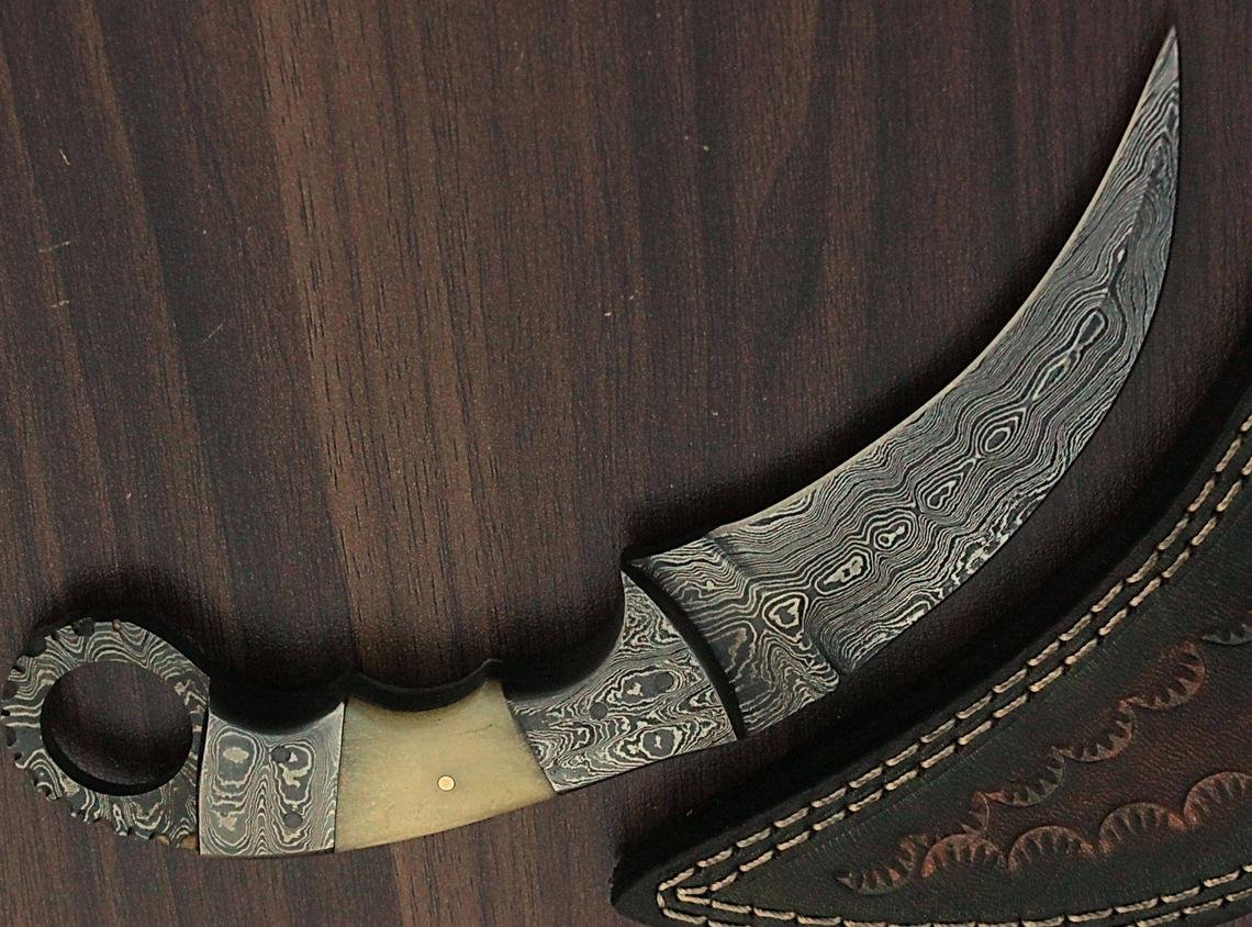 handmade Damascus karambit camel handle - Image 3