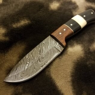 Zebra _Custom Handmade Damascus Bush Craft Knife Combination Of Bone, Horn& Walnut Wood