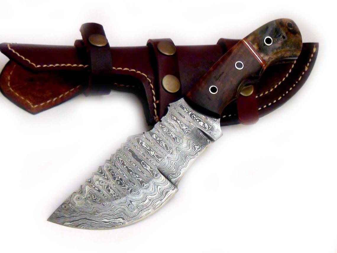 Custom Handmade Damascus steel Hunting Tracker Knife - Image 3