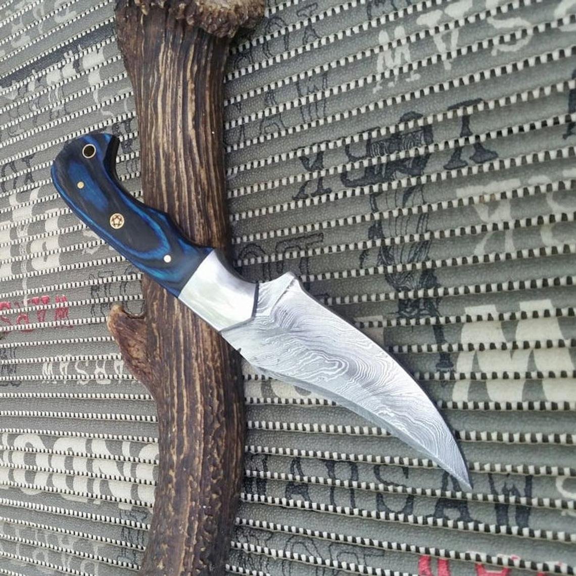 Perfect Hunting Knife Custom Hand Forged Damascus Steel Twist Pattern Sharp Blade Hunting Knife With Leather Sheath - Image 5