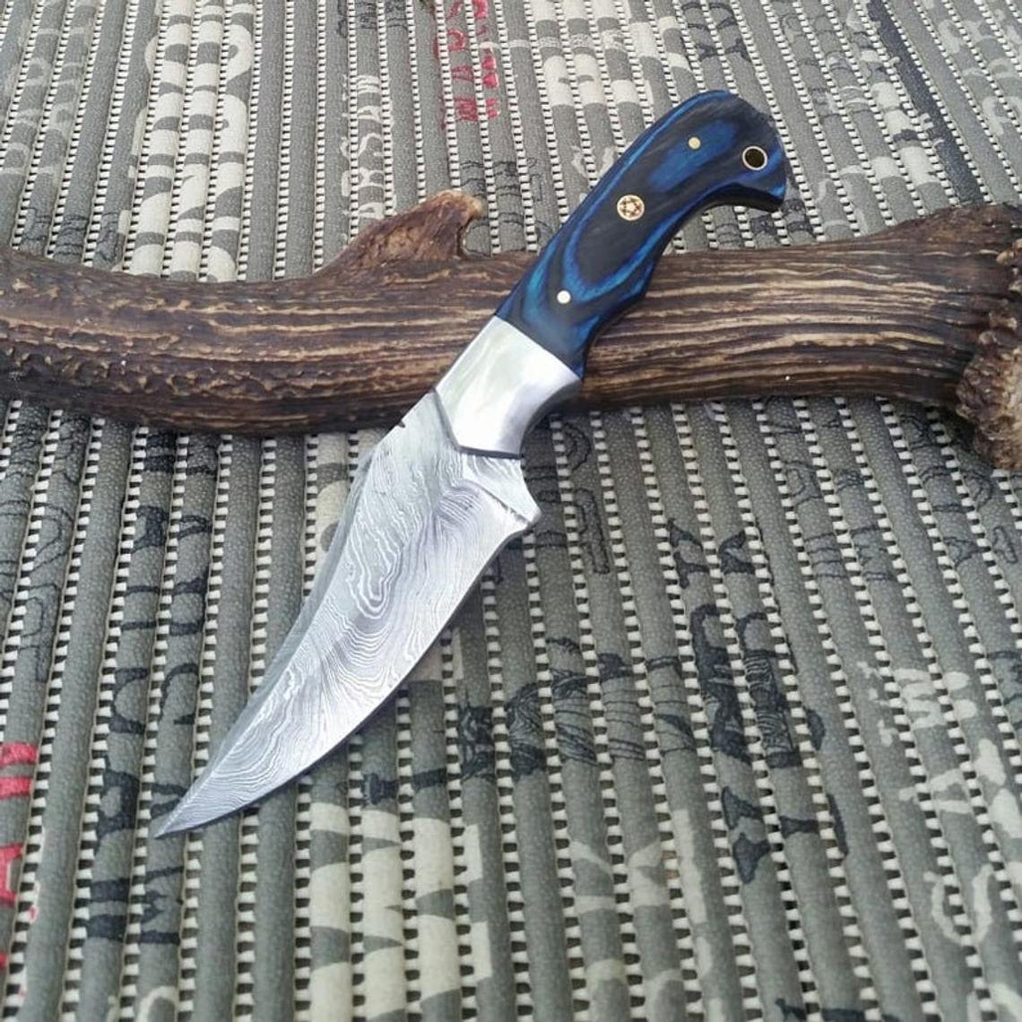 Perfect Hunting Knife Custom Hand Forged Damascus Steel Twist Pattern Sharp Blade Hunting Knife With Leather Sheath - Image 6