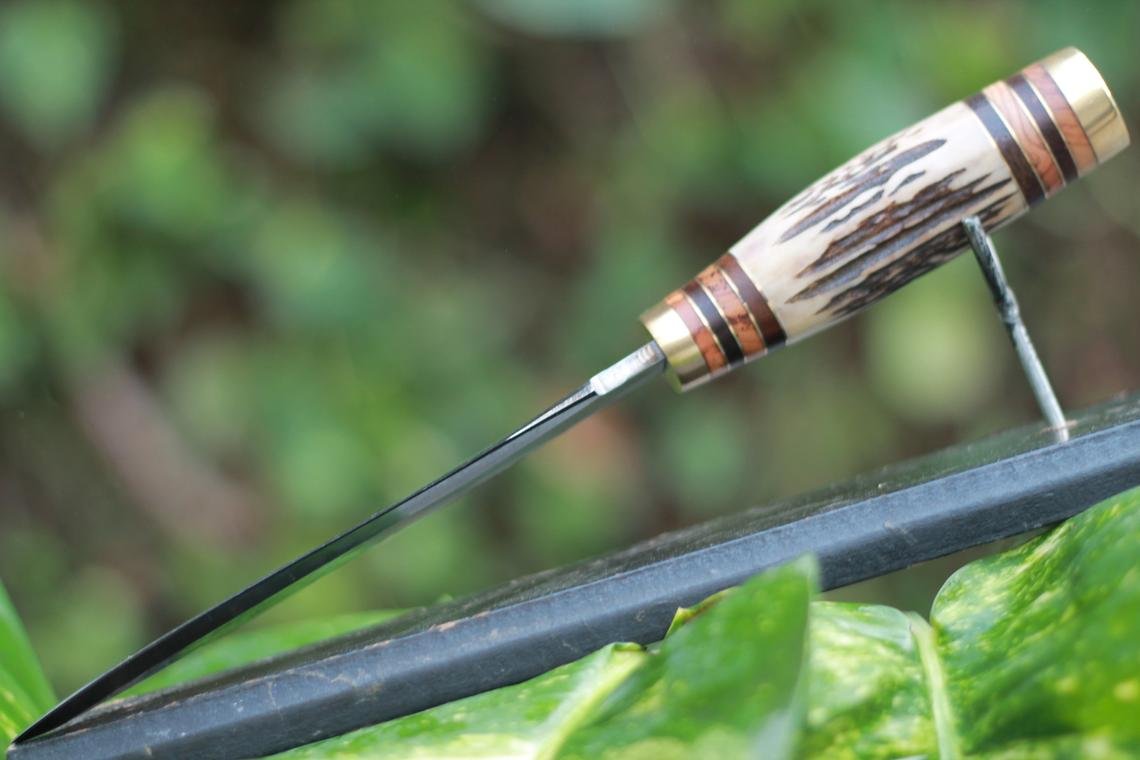 Handmade Damascus Steel Kukri Knife. Kukri Knife with Stag Horn Handle, Custom made kukri knife,Best for Gift on any occasion, Quality Steel - Image 6