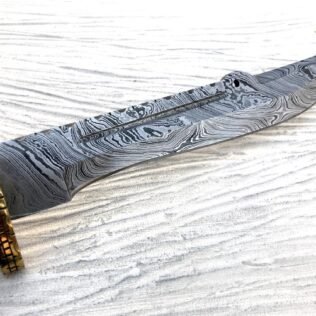 Handmade Damascus Knife