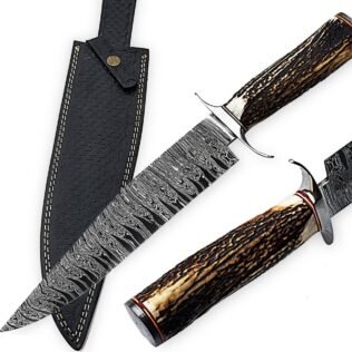 Custom Handmade Professional Damascus Steel Blade Hunting Camping Bowie Knife With Original Natural Horns Stag Handle And Steel Bolster