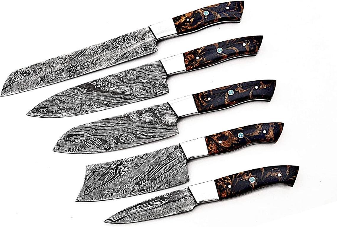 Custom Handmade Damascus Chef Knives Set/Kitchen Knives 5 Pieces Set Handle is Made of Walnut Wood and Bolster is Made of Steel - Image 3