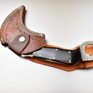 Hand Forged Damascus steel Krambit Knife with Leather sheath