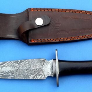 handmade Dagger Rose wood handle Damascus Fire Pattern Full Hidden Tang